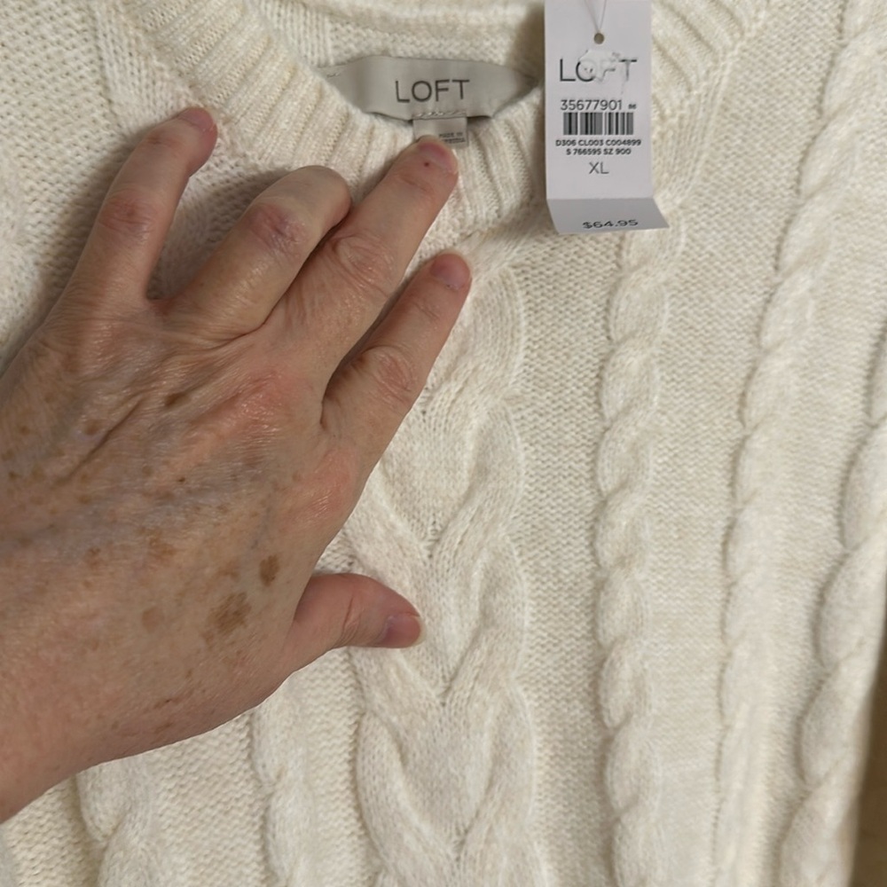 CABLE SWEATER FROM LOFT